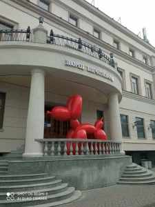 Дворец Впечатлений в Казани: Где Реальность Танцует с Мечтой – Наш Обзор Уникального Пространства