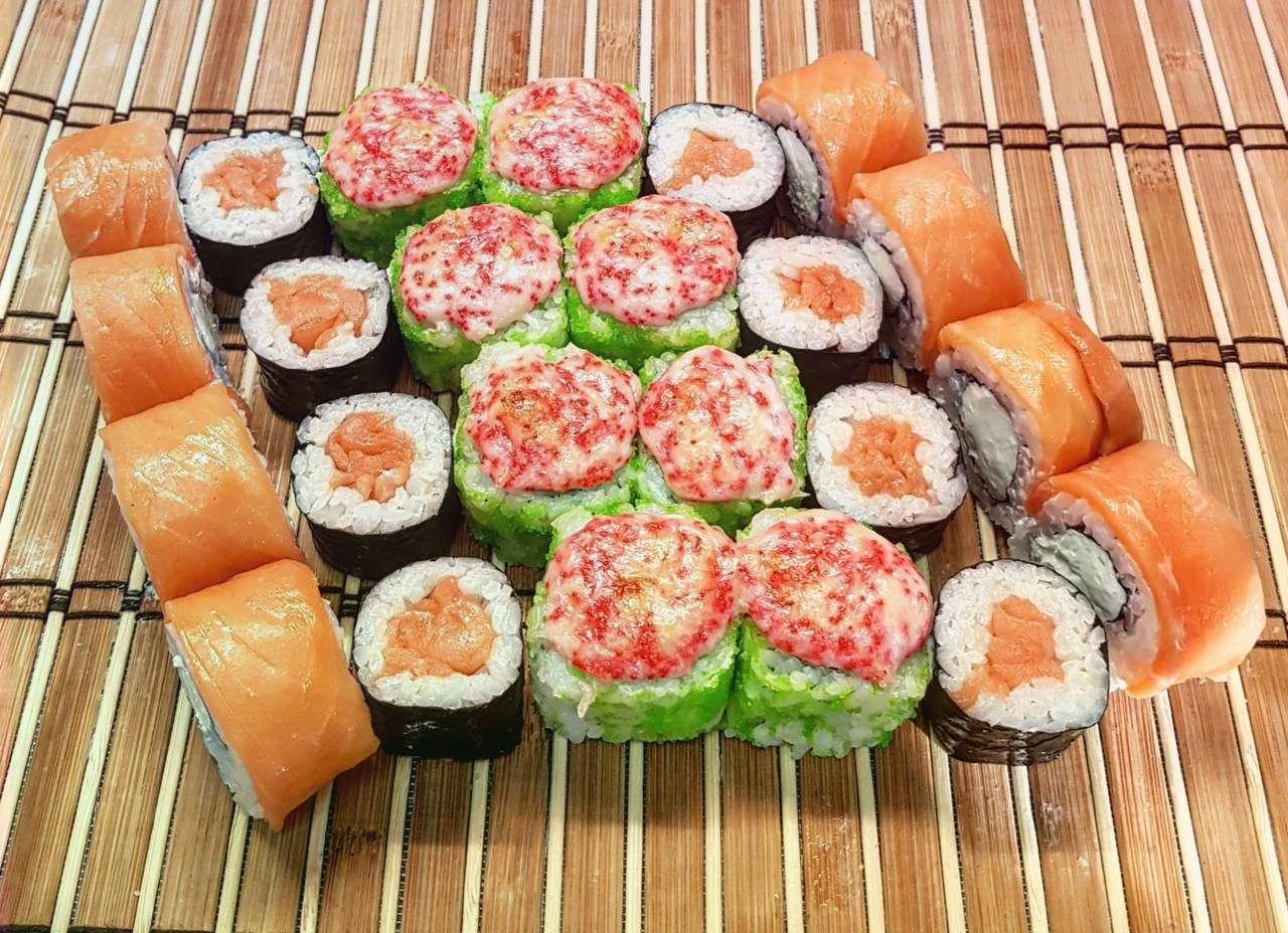 Самые вкусные суши и роллы оренбург фото 111